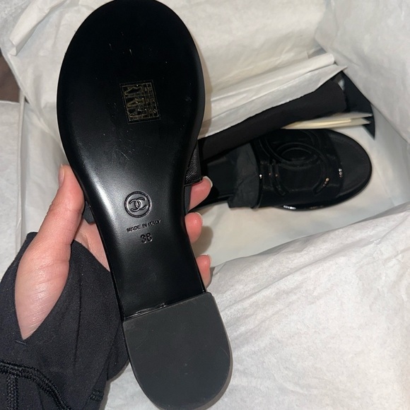 Chanel sandals - Picture 2 of 9